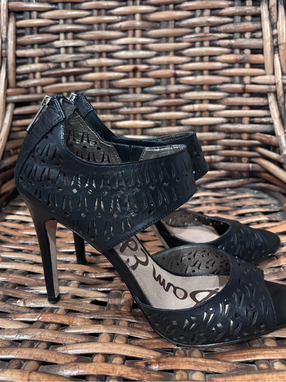 Sam Edelman Black Laser-Cut Ankle-Strap Stiletto Heels in size 10 - Picture 2 of 13